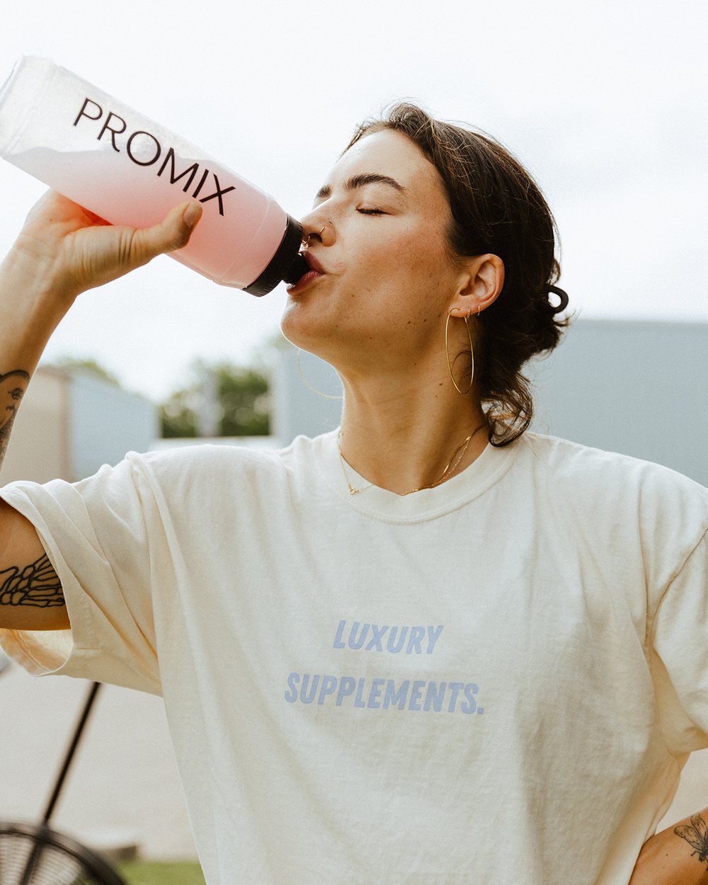 Pre-workout, Pink Lemonade + T-shirt / 30 Serving Pouch